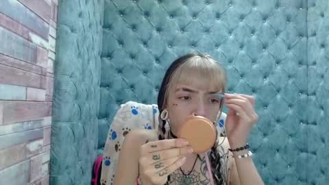 Snapshot of samanthaa_smitth chatting on 2, 10, 2025 Samantha Smitth online show from 2, 10, 2025