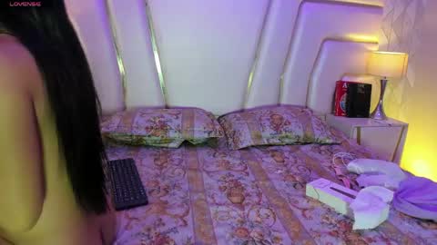 Samantha online show from 11, 4, 2026