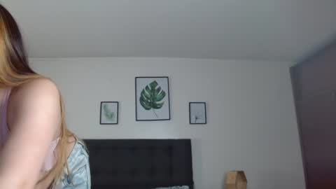 Snapshot of samanthachop chatting on 9, 7, 2026 samanthachop online show from 9, 7, 2026