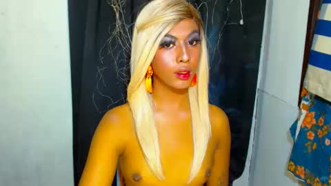 Snapshot of samanthag_17 chatting on 23, 11, 2025 Samantha online show from 23, 11, 2025