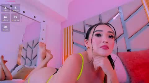 Snapshot of samanthapardo chatting on 4, 5, 2026 SAMANTHA online show from 4, 5, 2026