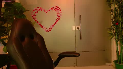 Samantha  online show from 19, 4, 2026