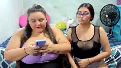 SamanthaSophie  online show from 22, 2, 2025