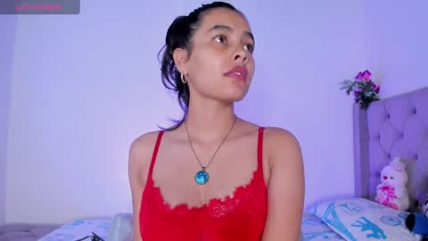 Snapshot of samara_jonnes_ chatting on 9, 4, 2026 Samara is my name a pleasure delighted that you are here leave your thumb up it is important to me online show from 9, 4, 2026