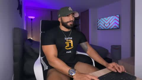 Snapshot of samdornan chatting on 20, 1, 2025 Sam Dornan online show from 20, 1, 2025