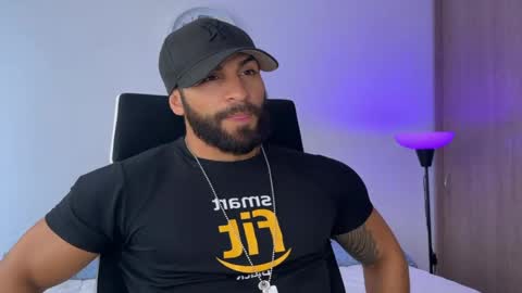 Snapshot of samdornan chatting on 29, 1, 2025 Sam Dornan online show from 29, 1, 2025