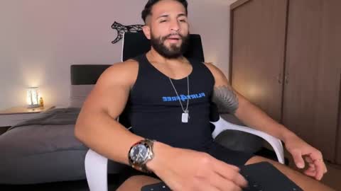 Snapshot of samdornan chatting on 12, 3, 2025 Sam Dornan online show from 12, 3, 2025