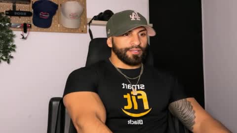 Snapshot of samdornan chatting on 10, 2, 2026 Sam Dornan online show from 10, 2, 2026