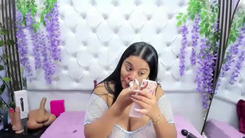 Snapshot of samevanshot chatting on 10, 6, 2026 samevanshot online show from 10, 6, 2026