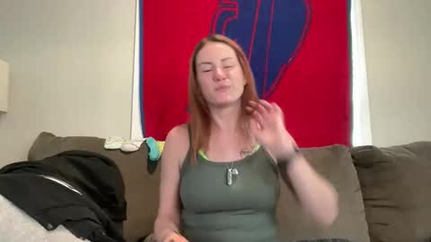 Snapshot of sammieplays chatting on 20, 5, 2026 Playful Sammie online show from 20, 5, 2026