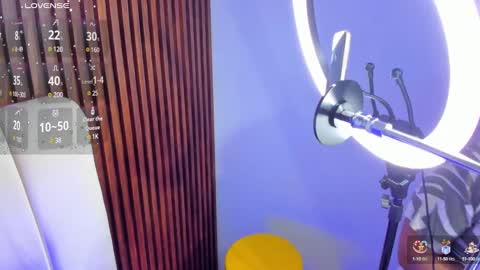 Snapshot of sammy__evanns chatting on 12, 1, 2025 Sammy Evanns online show from 12, 1, 2025