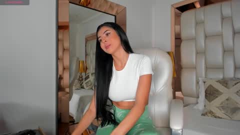 Snapshot of sammy_rios chatting on 22, 12, 2025 Sammy online show from 22, 12, 2025