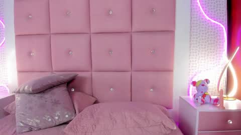 Samantha   online show from 27, 3, 2026