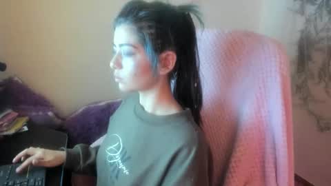   online show from 17, 3, 2026