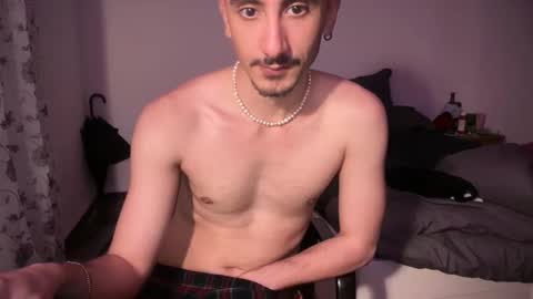Snapshot of samuelforhim chatting on 21, 4, 2026 samuelforhim online show from 21, 4, 2026