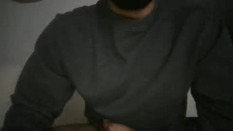 Snapshot of samwise2418 chatting on 6, 12, 2024 Sam W dick strip tease online show from 6, 12, 2024