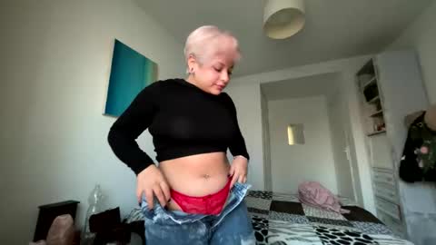 Samymoon online show from 1, 11, 2025