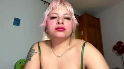 Snapshot of samymoon3 chatting on 27, 5, 2026 Samymoon online show from 27, 5, 2026