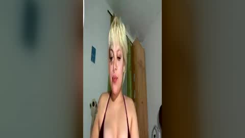 Snapshot of samymoon3 chatting on 15, 6, 2026 Samymoon online show from 15, 6, 2026