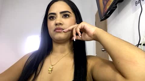 Snapshot of samyrosss6 chatting on 5, 8, 2026 Samy online show from 5, 8, 2026