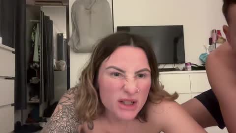 Snapshot of sandb250 chatting on 9, 3, 2025 sandb250 online show from 9, 3, 2025