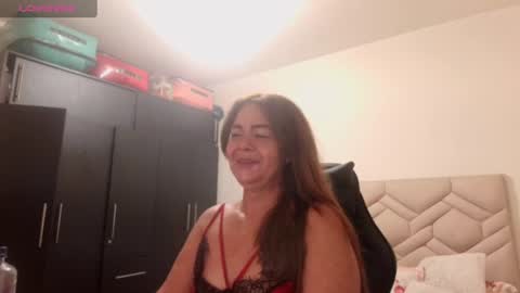 Snapshot of sanddi_milff chatting on 15, 7, 2026 Sanddi online show from 15, 7, 2026