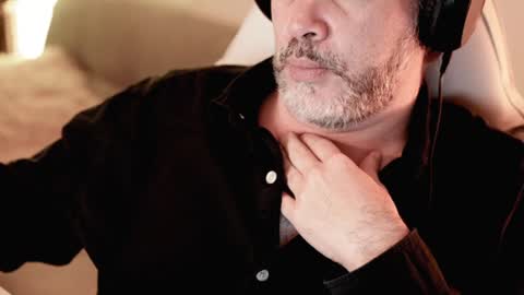 Snapshot of sanders_white chatting on 1, 2, 2025 Sanders online show from 1, 2, 2025