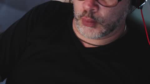 Snapshot of sanders_white chatting on 26, 2, 2025 Sanders online show from 26, 2, 2025