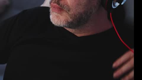 Snapshot of sanders_white chatting on 27, 2, 2025 Sanders online show from 27, 2, 2025