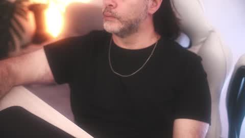 Snapshot of sanders_white chatting on 3, 3, 2025 Sanders online show from 3, 3, 2025