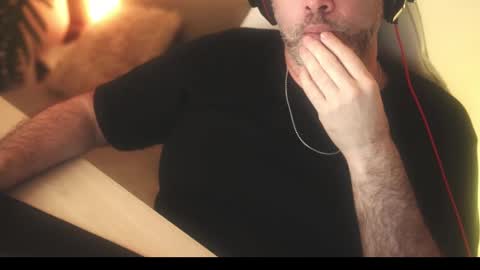 Snapshot of sanders_white chatting on 6, 3, 2025 Sanders online show from 6, 3, 2025