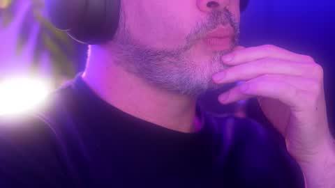 Snapshot of sanders_white chatting on 20, 9, 2025 Sanders online show from 20, 9, 2025