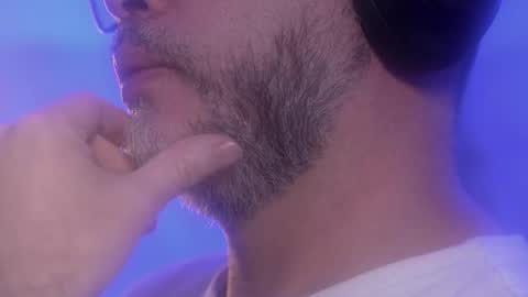 Snapshot of sanders_white chatting on 24, 10, 2025 Sanders online show from 24, 10, 2025