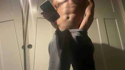 Snapshot of sandiegoboy22 chatting on 31, 5, 2026 help me pay for coachella online show from 31, 5, 2026
