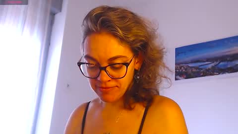 Snapshot of sandra10031989 chatting on 22, 10, 2025 Sandra online show from 22, 10, 2025