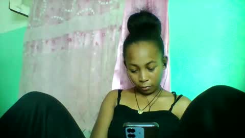 Snapshot of sandra1253099 chatting on 4, 5, 2026 sandra1253099 online show from 4, 5, 2026