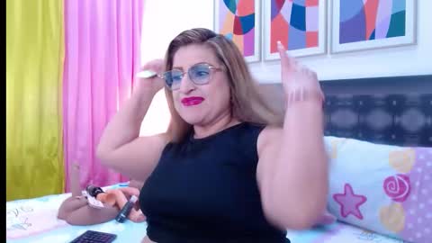 Snapshot of sandra_20_ chatting on 18, 1, 2026 SANDRA online show from 18, 1, 2026