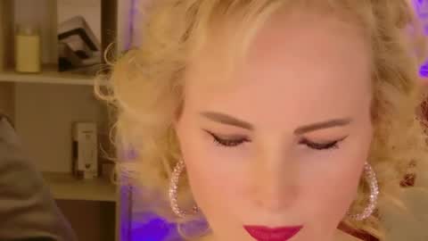 Snapshot of sandra_kind chatting on 27, 4, 2026 Sandra online show from 27, 4, 2026