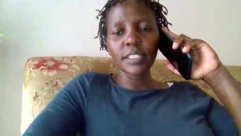 Snapshot of sandra_milly chatting on 17, 4, 2026 sandra online show from 17, 4, 2026
