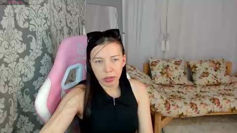 Snapshot of sandra_rosss chatting on 5, 7, 2026 Sandra online show from 5, 7, 2026