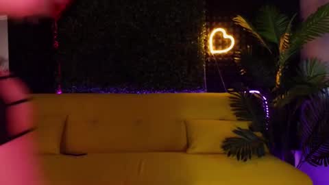 Snapshot of sandraboyl chatting on 2, 3, 2025 Sandy online show from 2, 3, 2025