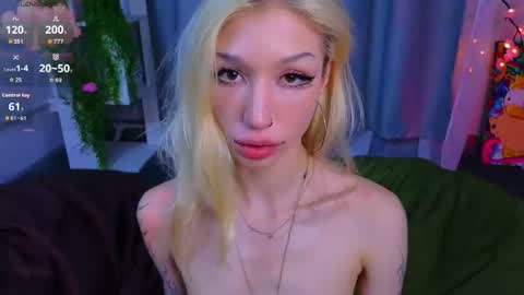 Snapshot of sandragriff chatting on 27, 6, 2026 Sally online show from 27, 6, 2026