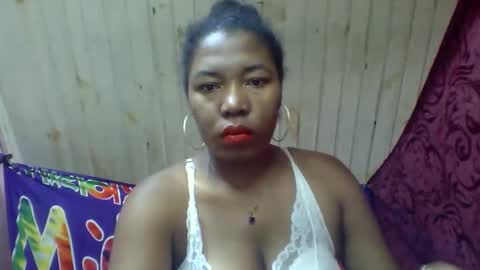 Snapshot of sandrica9794 chatting on 16, 11, 2025 sandrica9794 online show from 16, 11, 2025