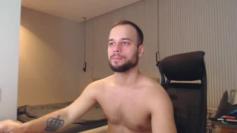 DeAlex online show from 4, 3, 2025