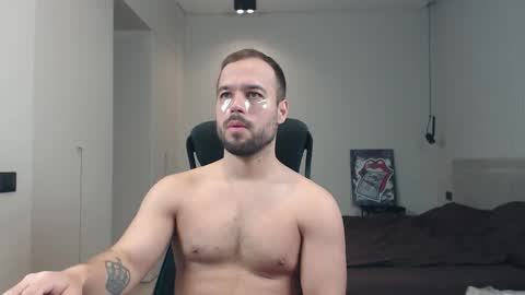Snapshot of sandro_best chatting on 26, 4, 2026 DeAlex online show from 26, 4, 2026