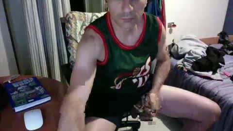 Snapshot of sandropertoni chatting on 3, 6, 2026 lucas online show from 3, 6, 2026