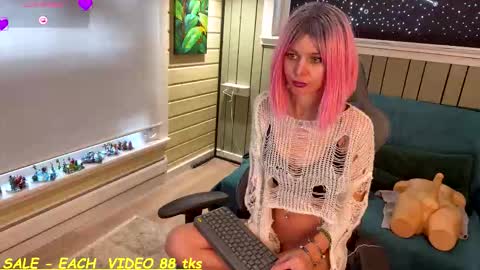 Snapshot of sandy_chris chatting on 8, 2, 2026 Sandy and Chris online show from 8, 2, 2026