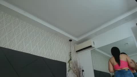 Snapshot of sandy_rivas chatting on 19, 4, 2026 SAM online show from 19, 4, 2026
