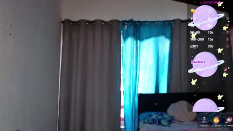 Snapshot of sandy_straw chatting on 21, 12, 2025 sandy_straw online show from 21, 12, 2025