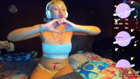 Snapshot of sandy_straw chatting on 8, 1, 2026 sandy_straw online show from 8, 1, 2026